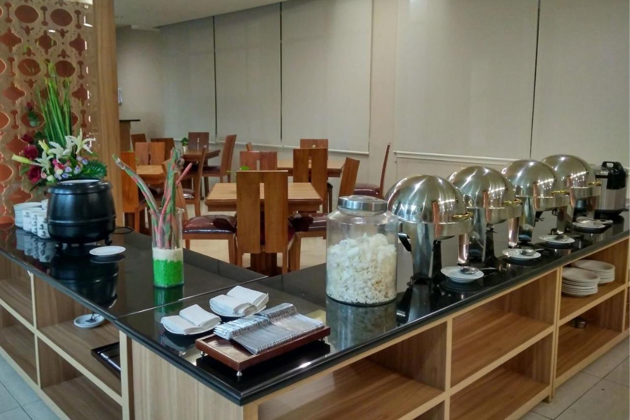 Utc Dago Hotel Бандунг Экстерьер фото